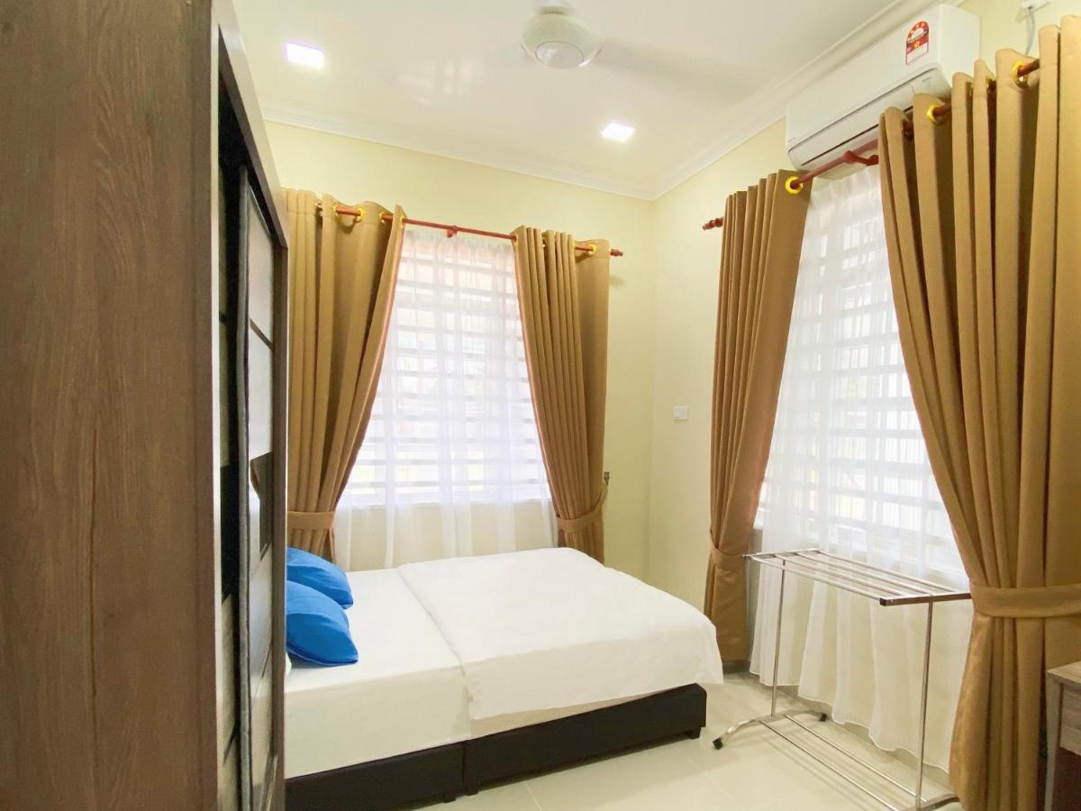 Nazza Homestay Besut With Pool Near Jetty To Perhentian Kampung Raja Exterior foto