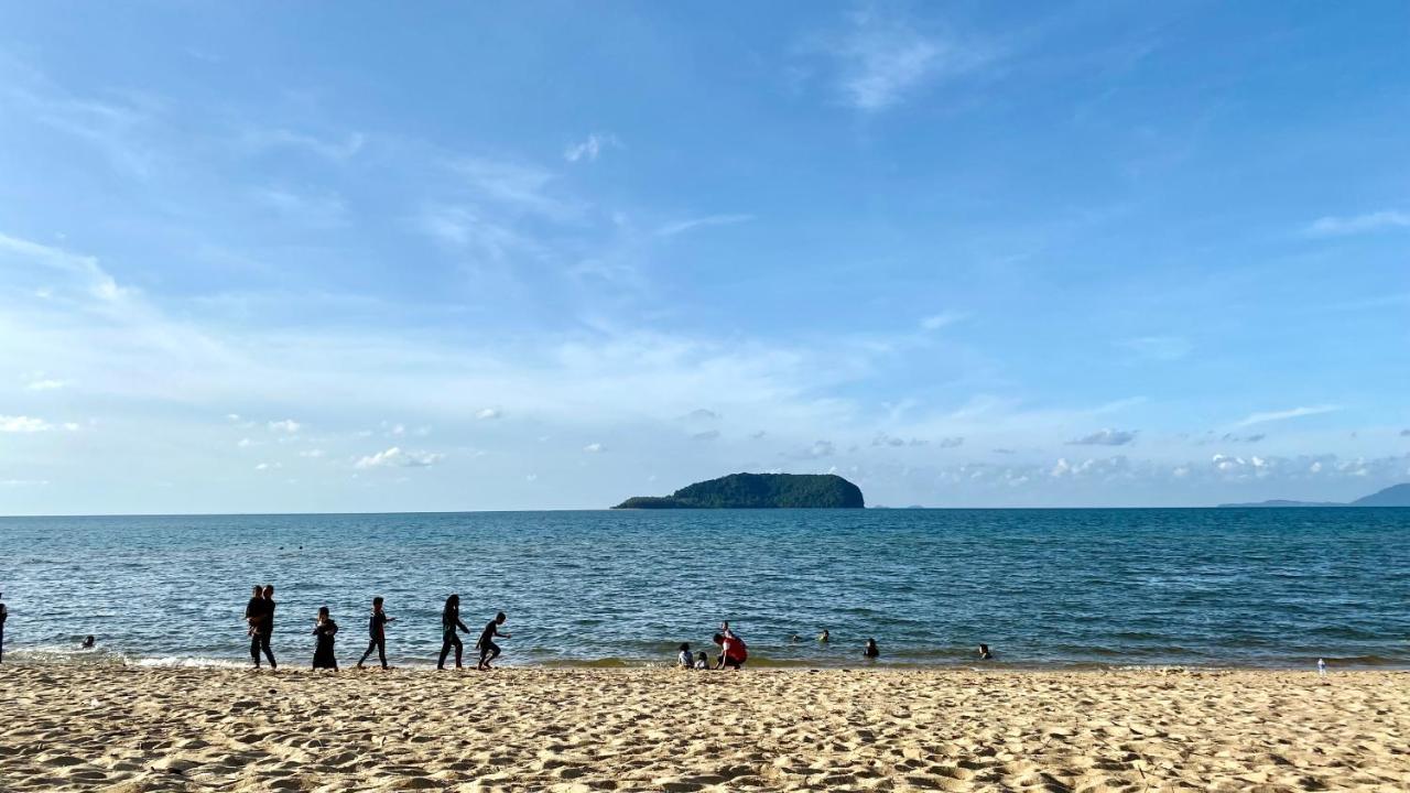 Nazza Homestay Besut With Pool Near Jetty To Perhentian Kampung Raja Exterior foto